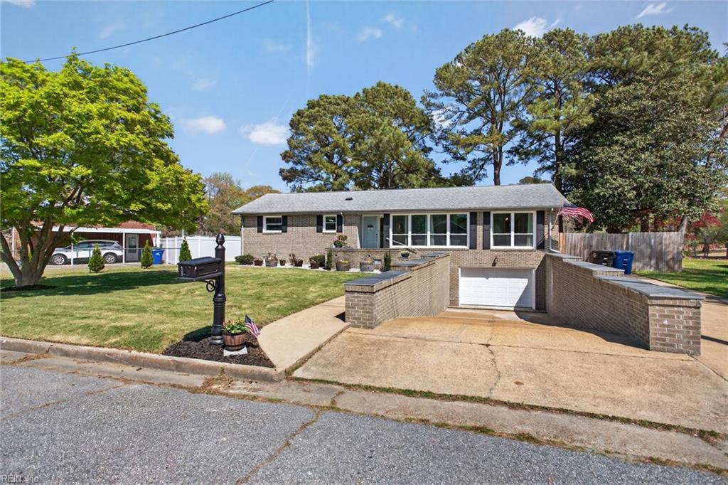 403 Holloway Drive