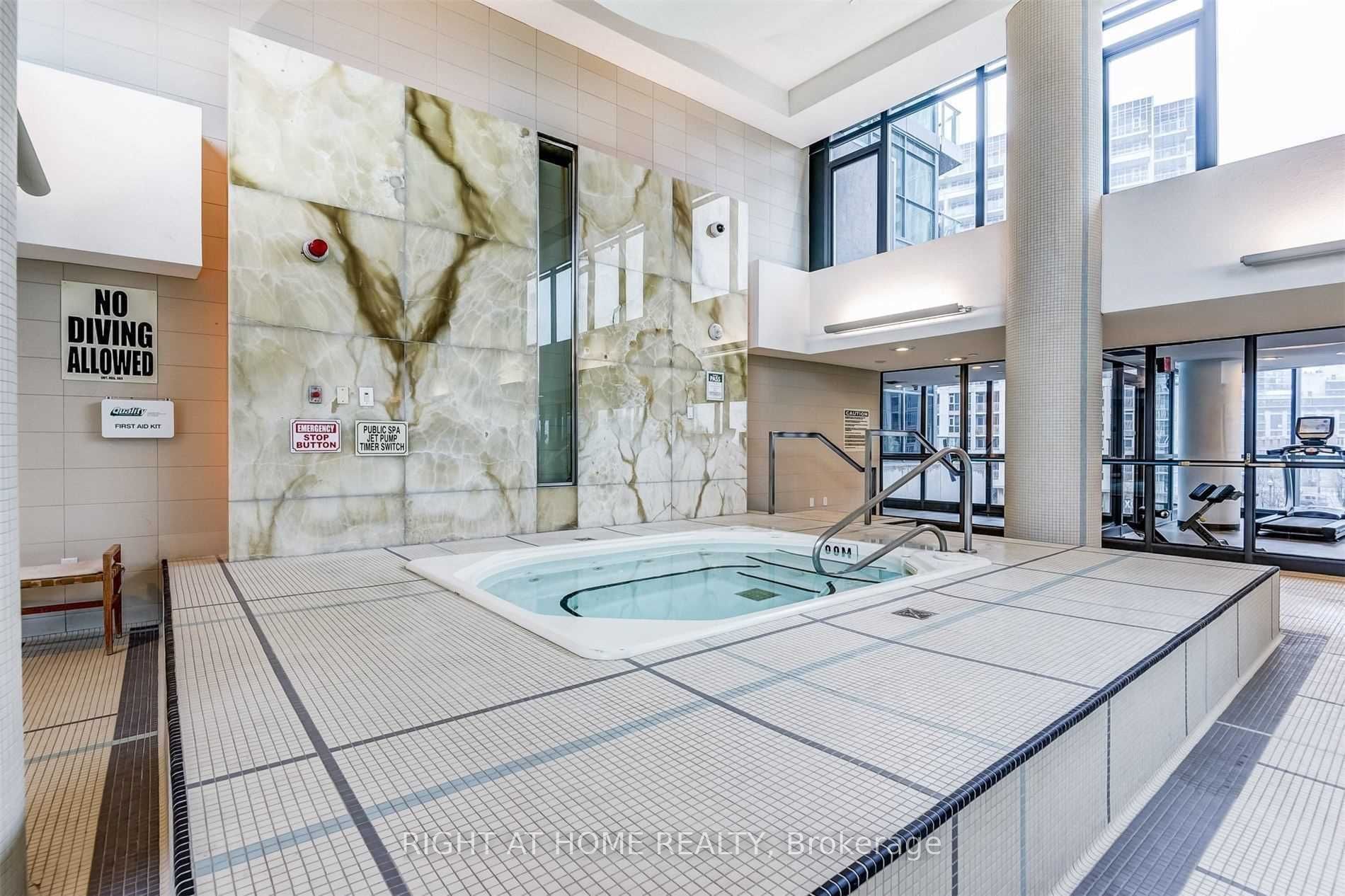 209 Fort York Blvd 665