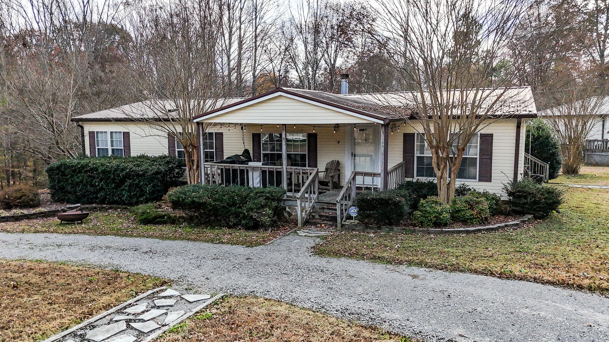 14 Overlook Ln — sold