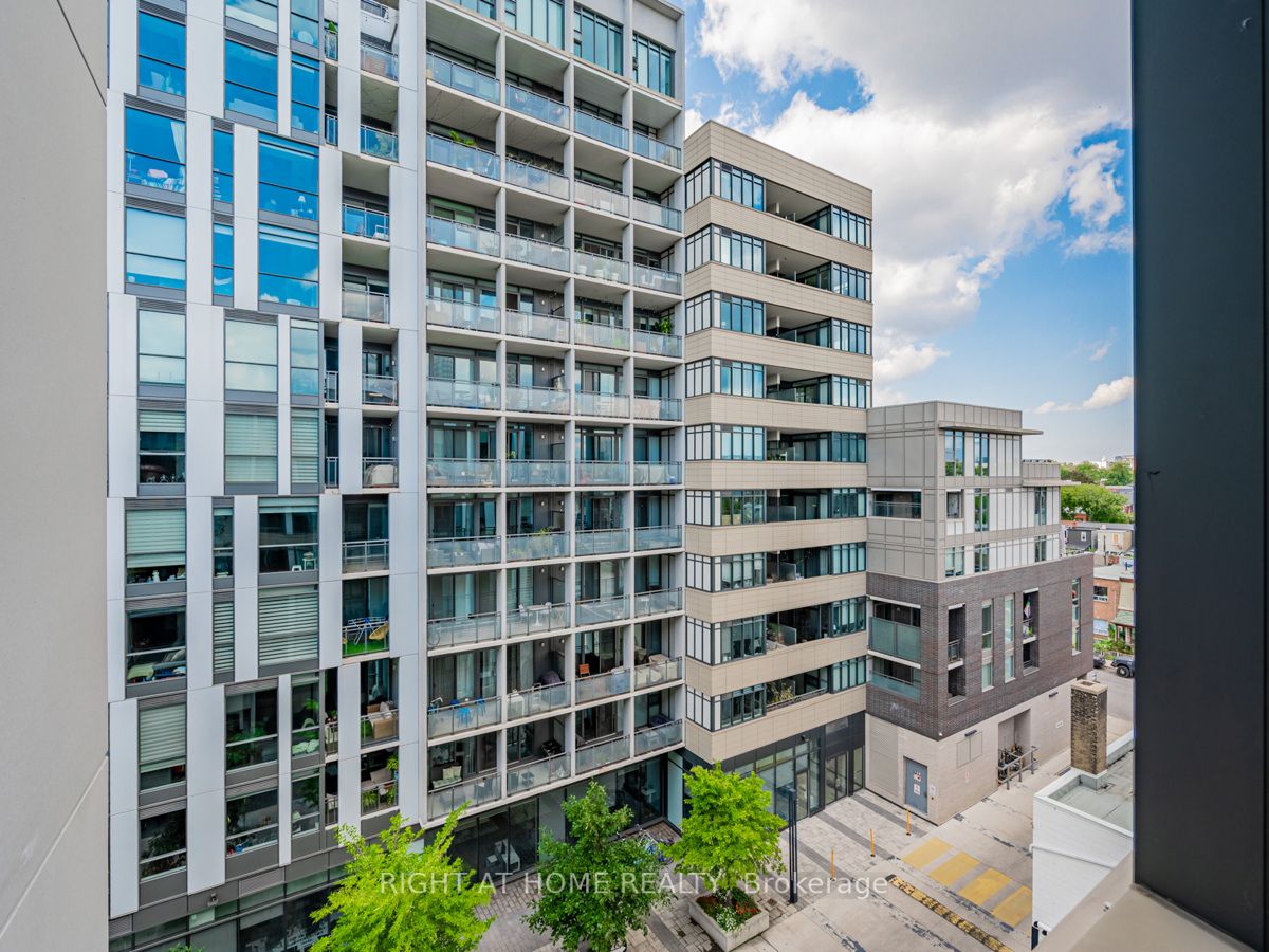20 Gladstone Ave 602