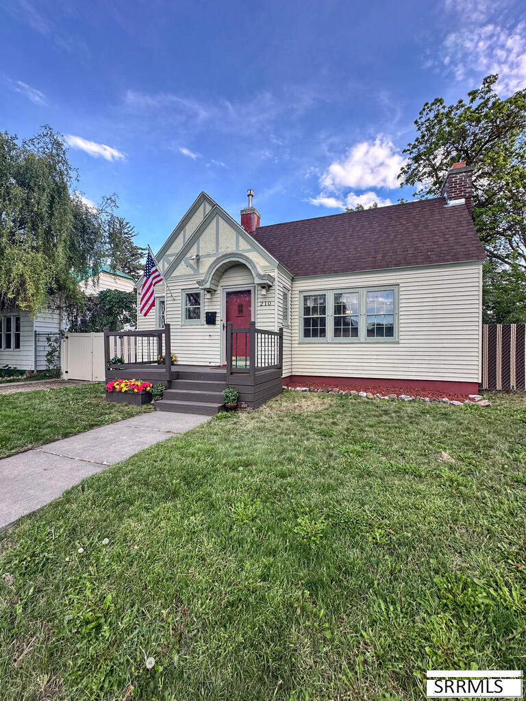 210 E 13th Street