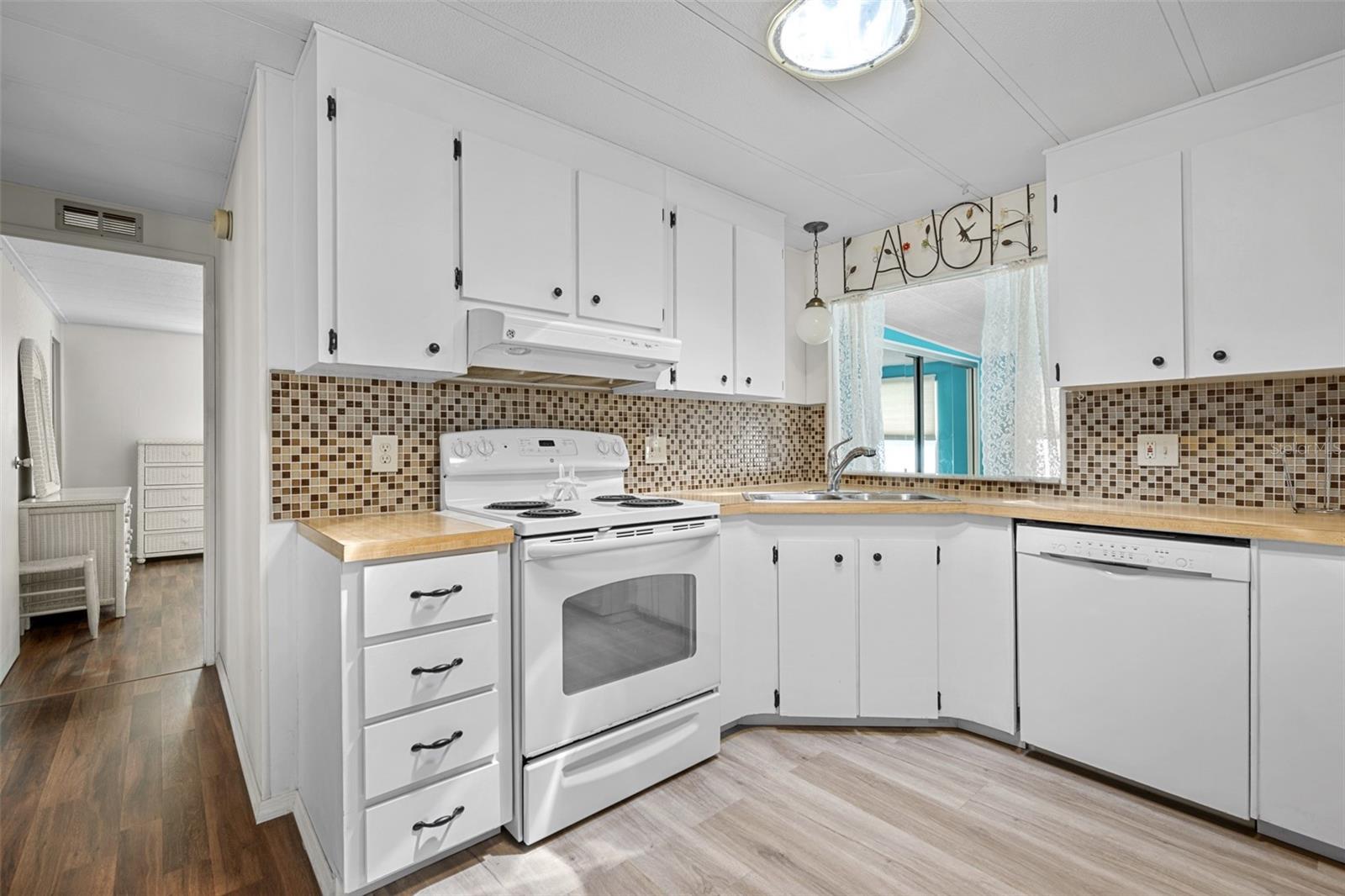 5619 Bayshore Road 417