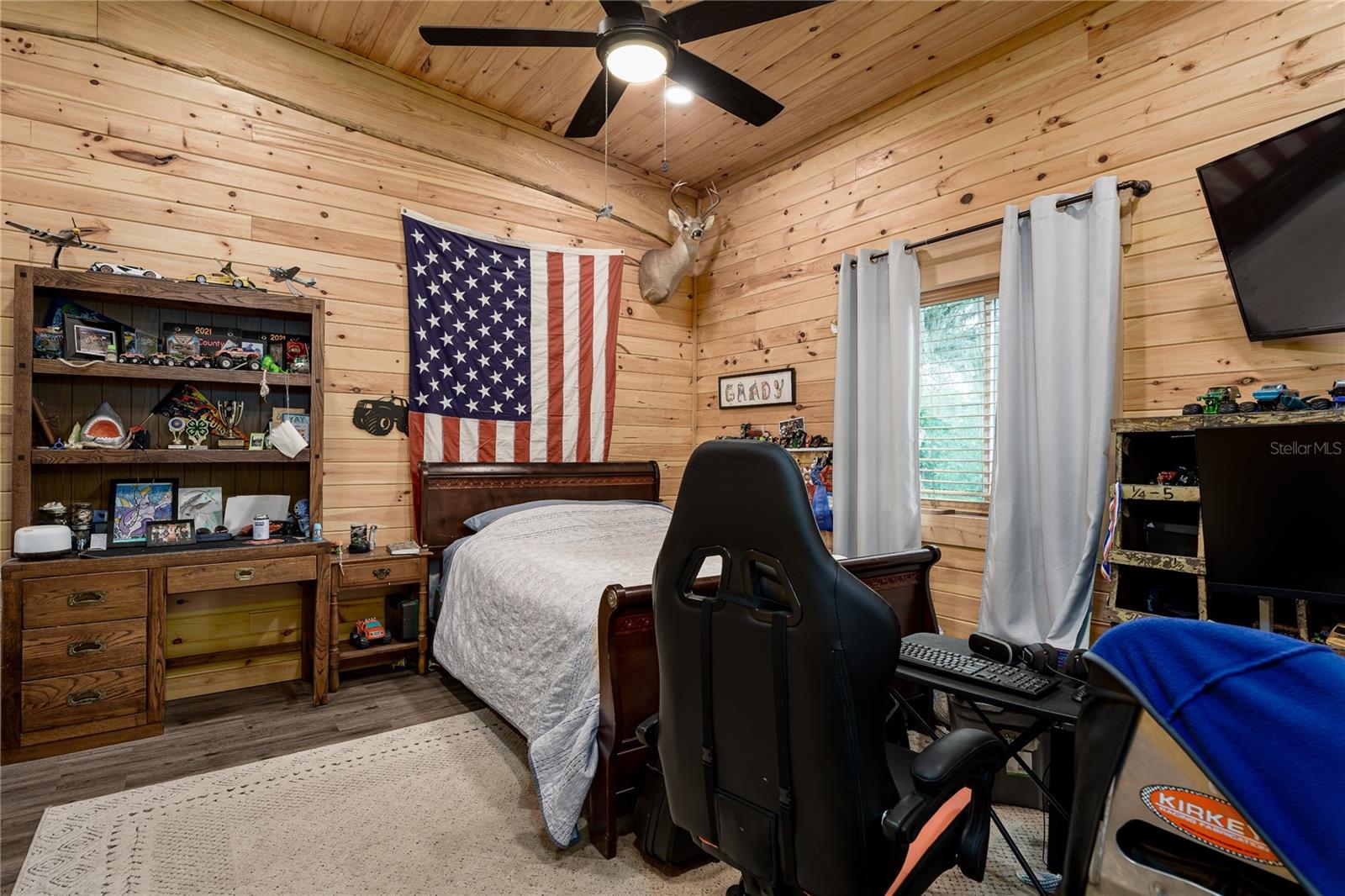 1126 & 1144 County Road 665