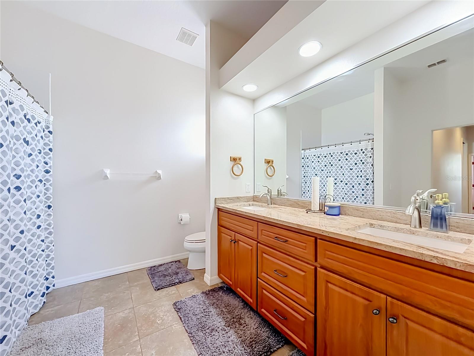 2534 Iris Ann Drive
