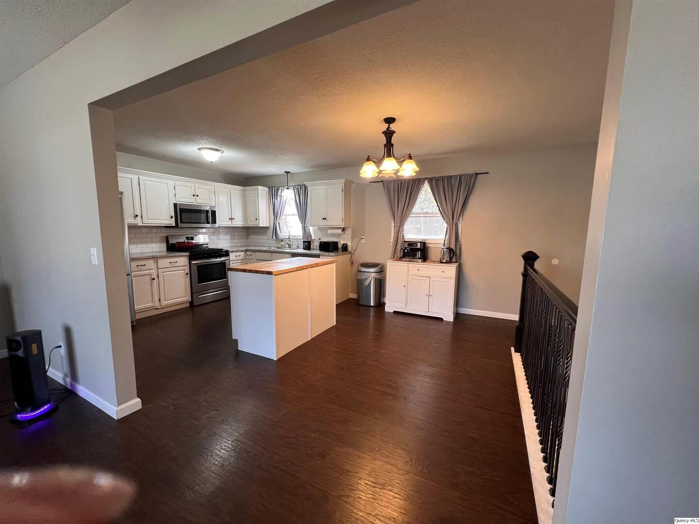 2433 Cedar Creek Ct