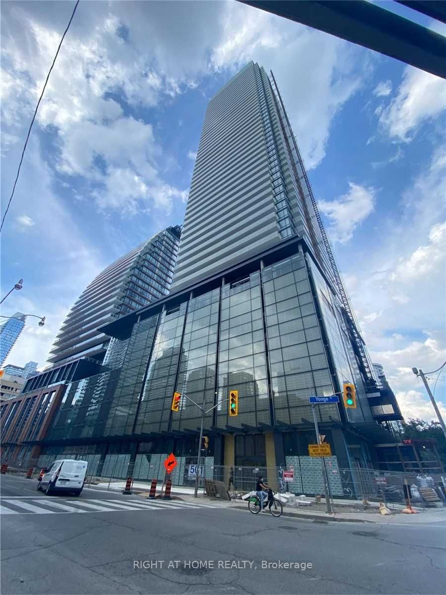 501 Yonge St 1409