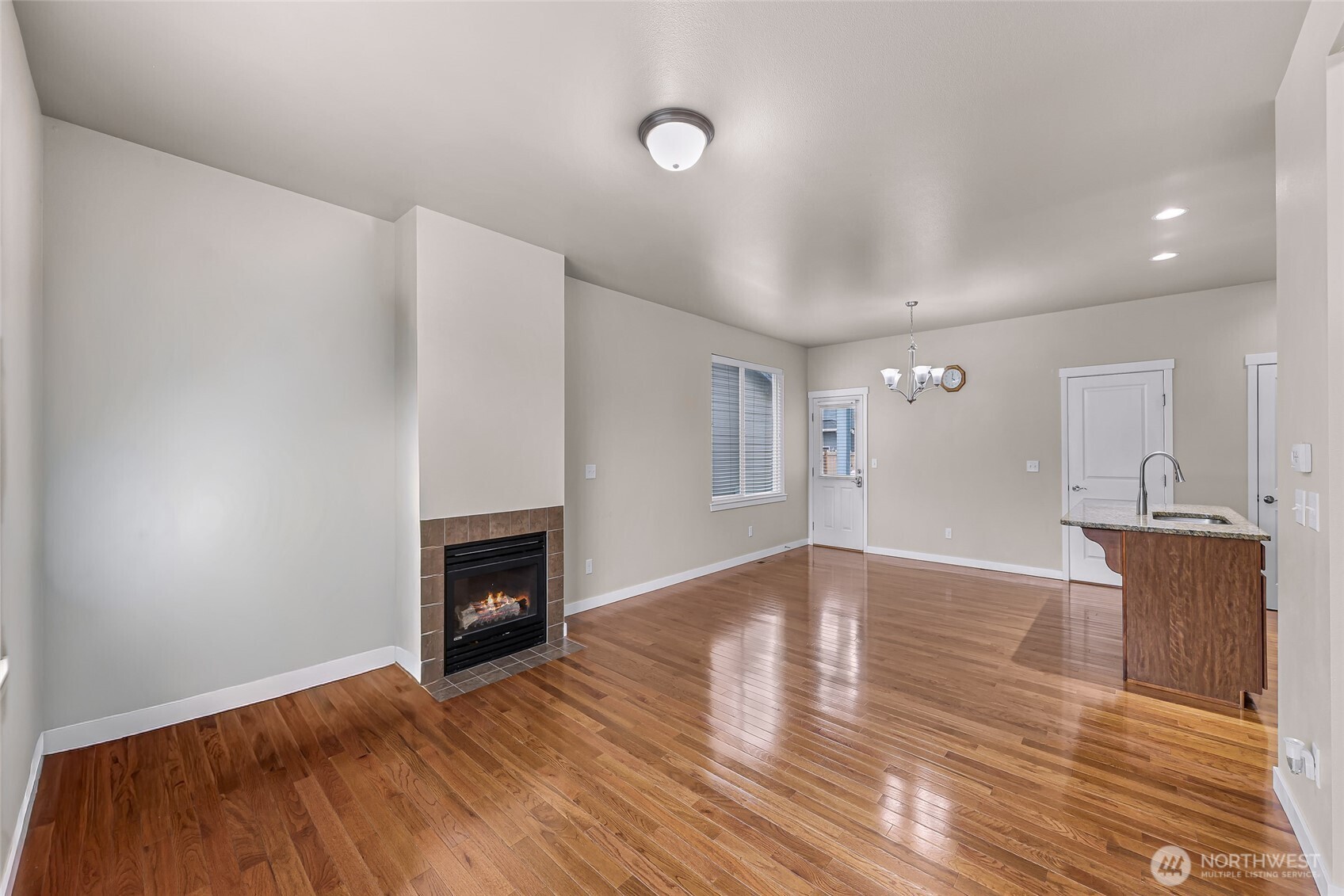 336 Tremont Avenue
