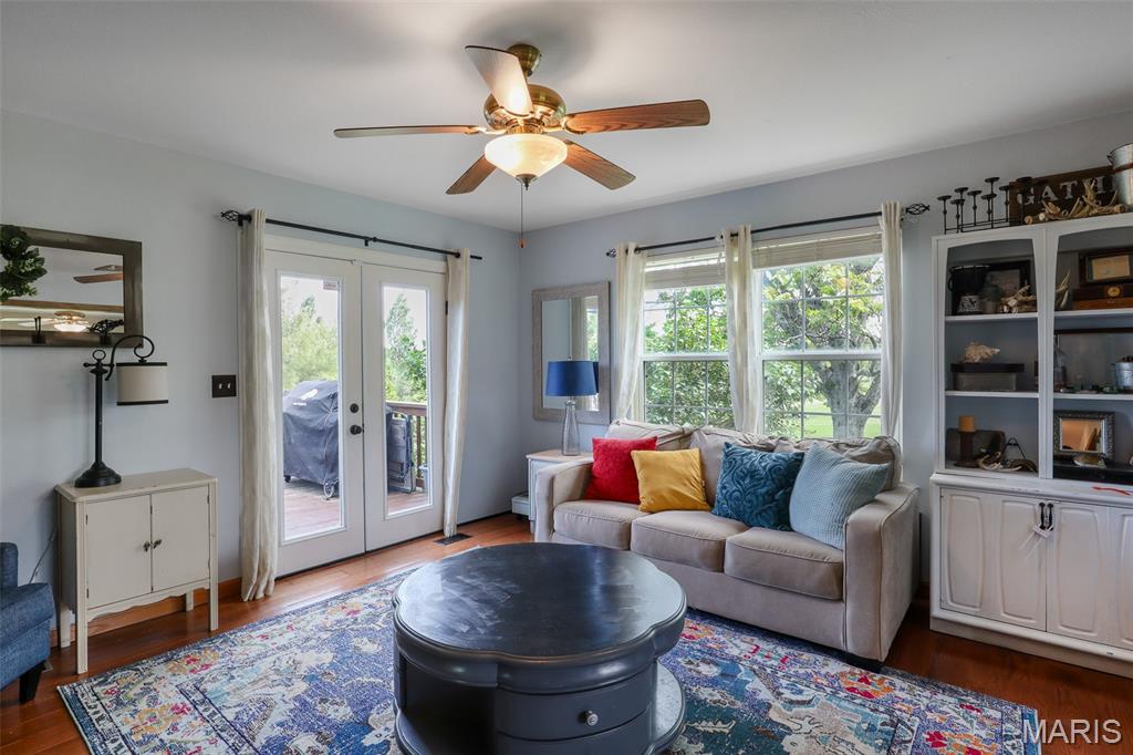 301 Ridgewood Court