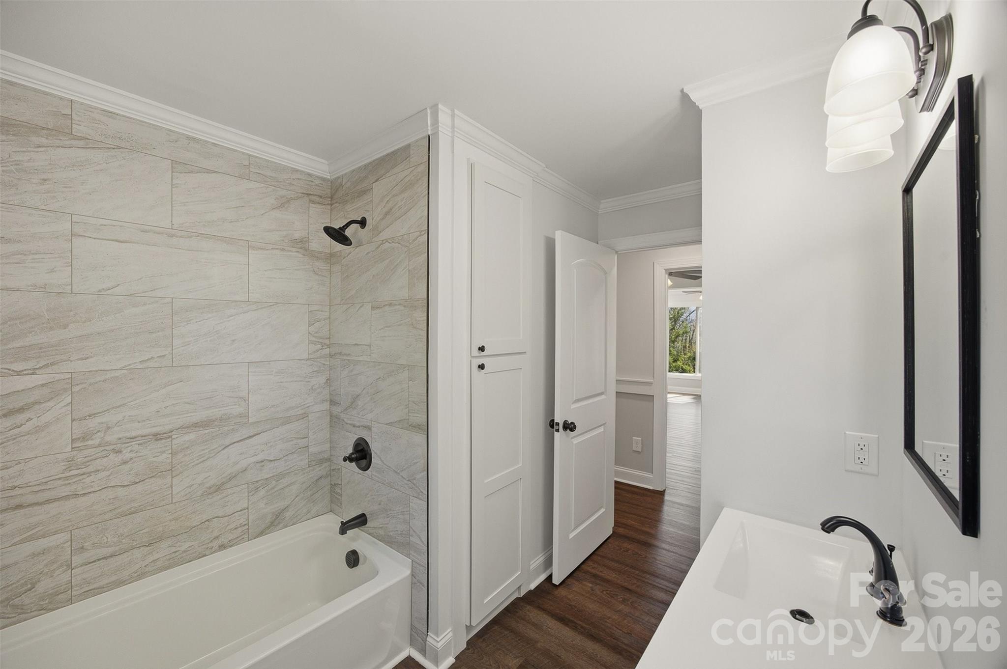 223 W Park Drive