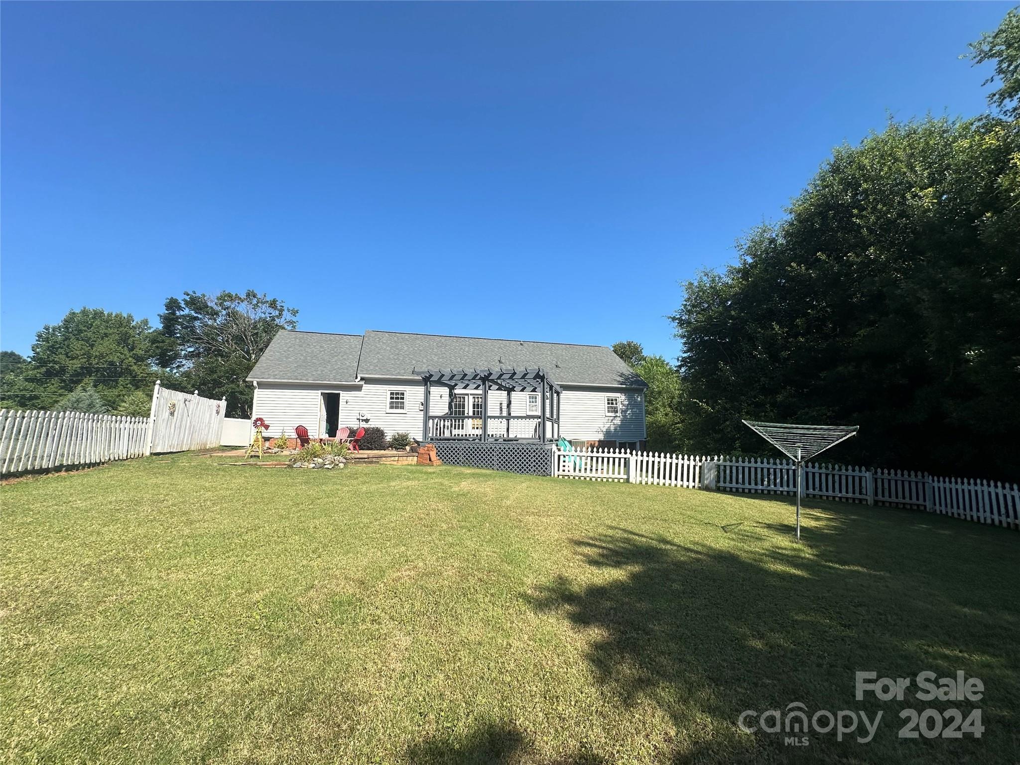 4050 Quarry Estates Road