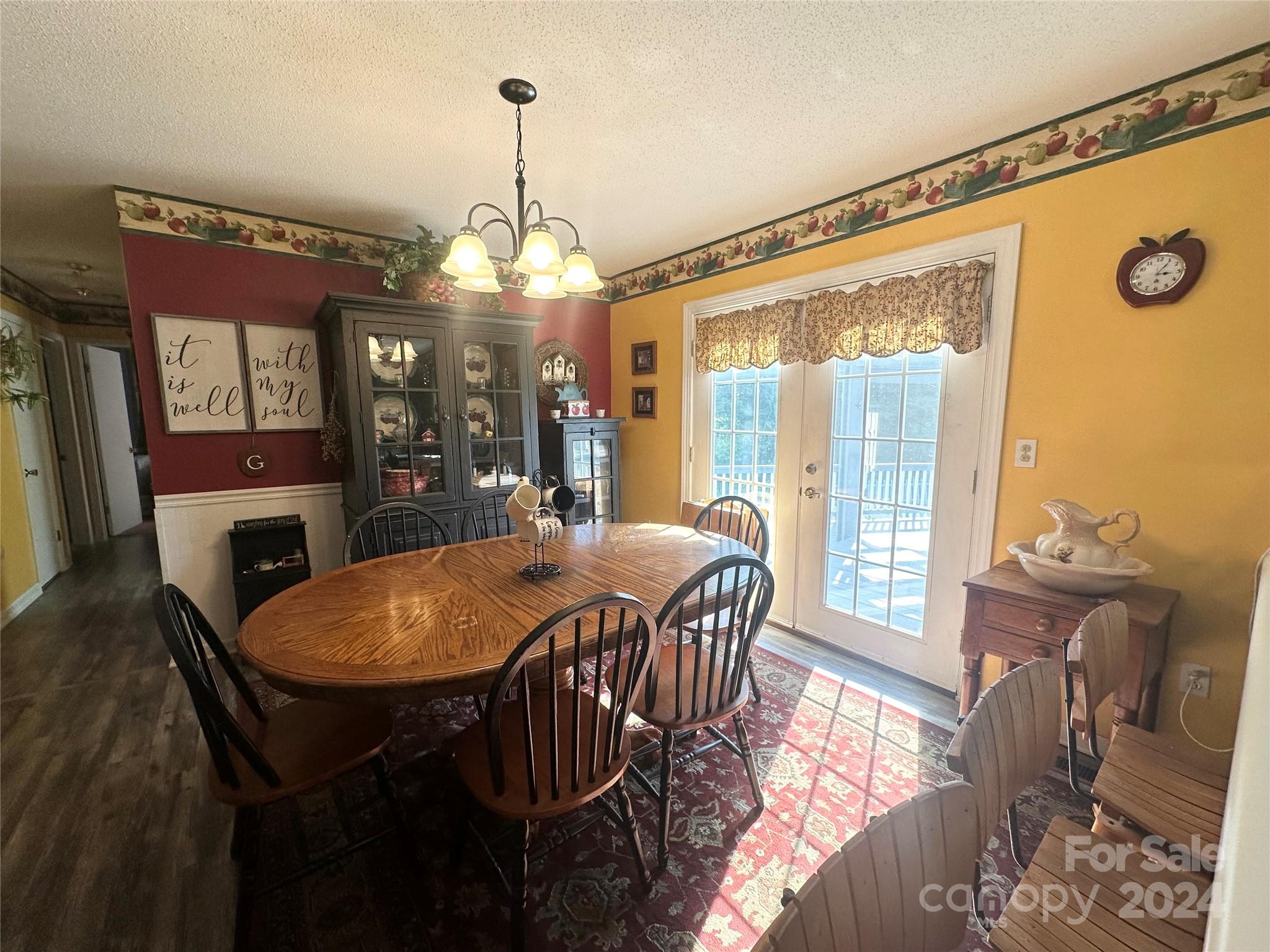 4050 Quarry Estates Road