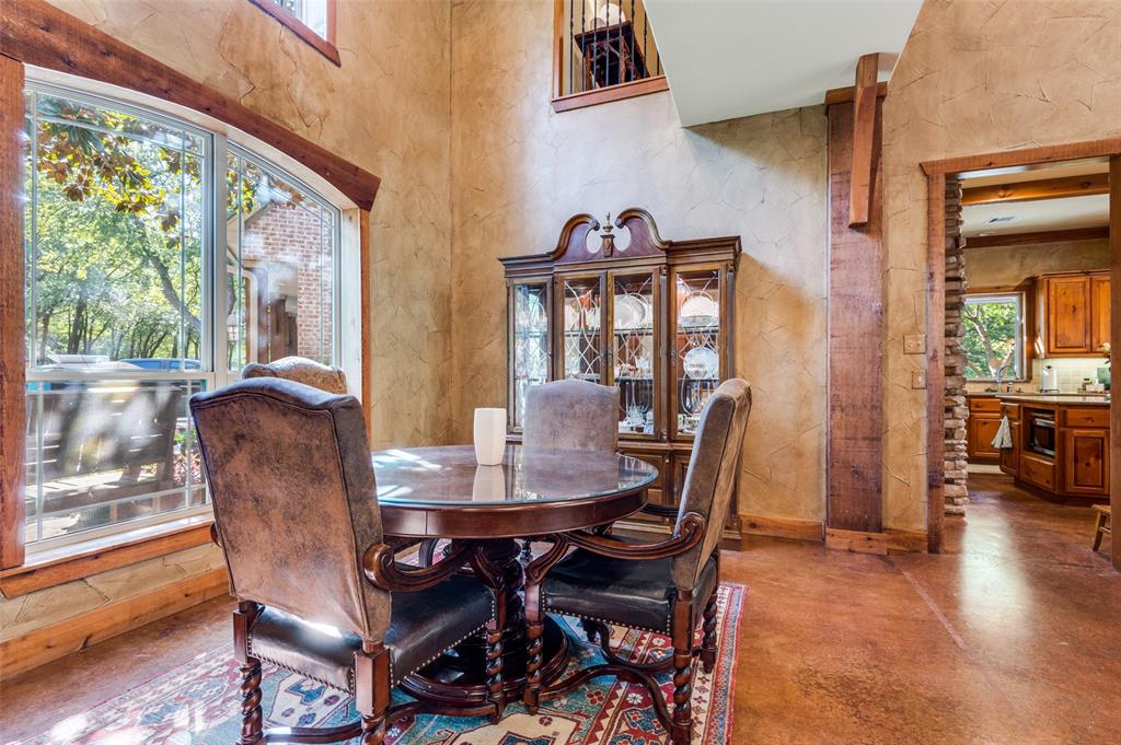 2403 Amberleaf Court