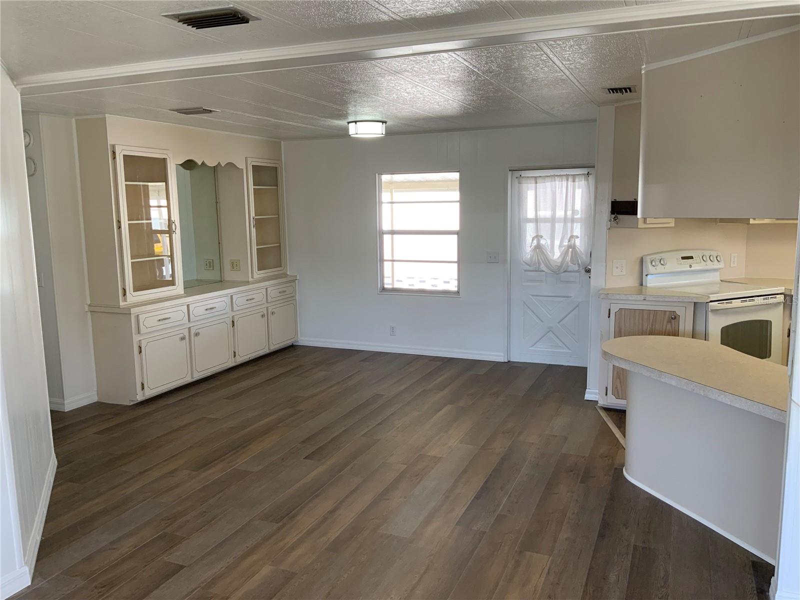 6710 36th Avenue E 103