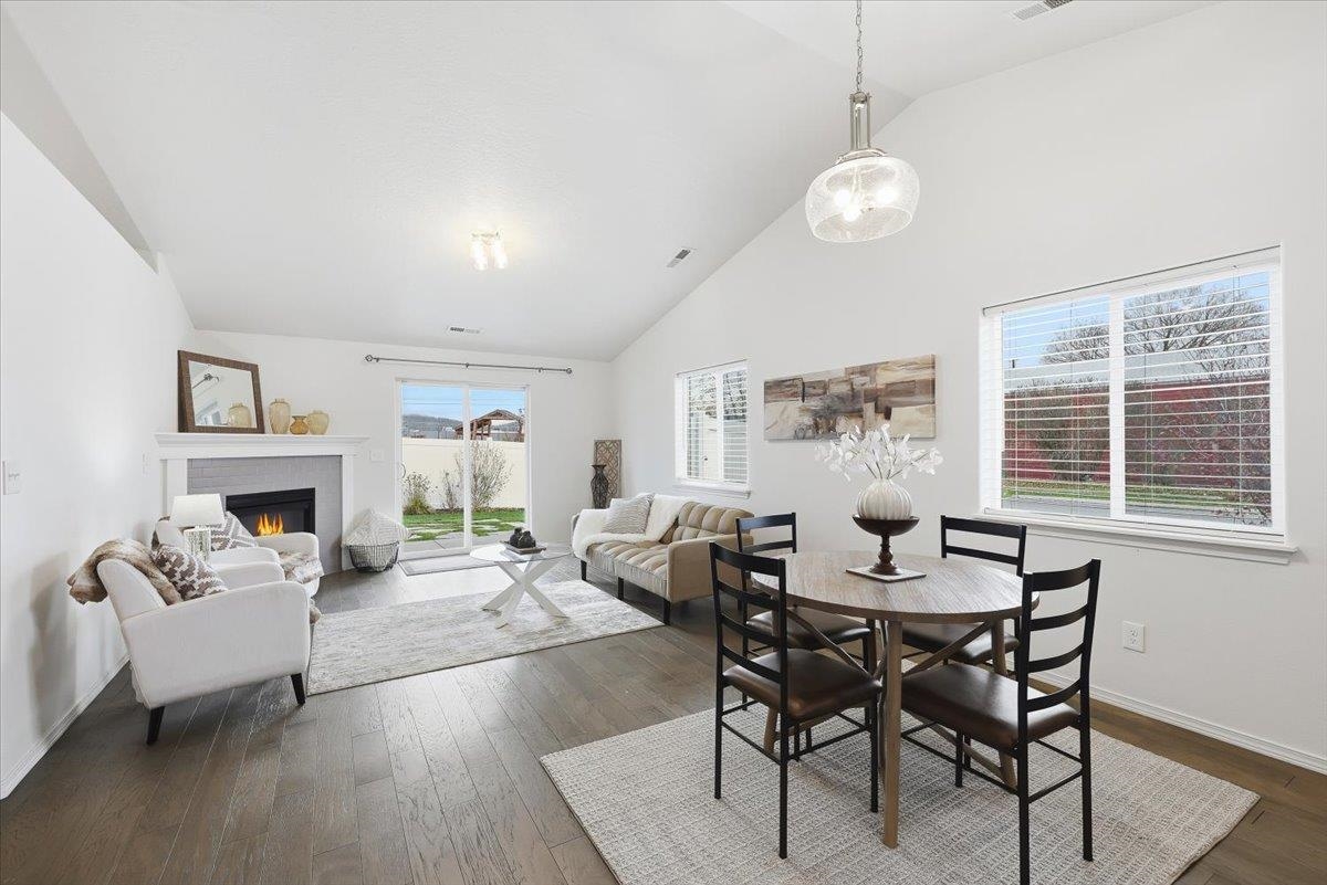 19029 E Frederick Ave