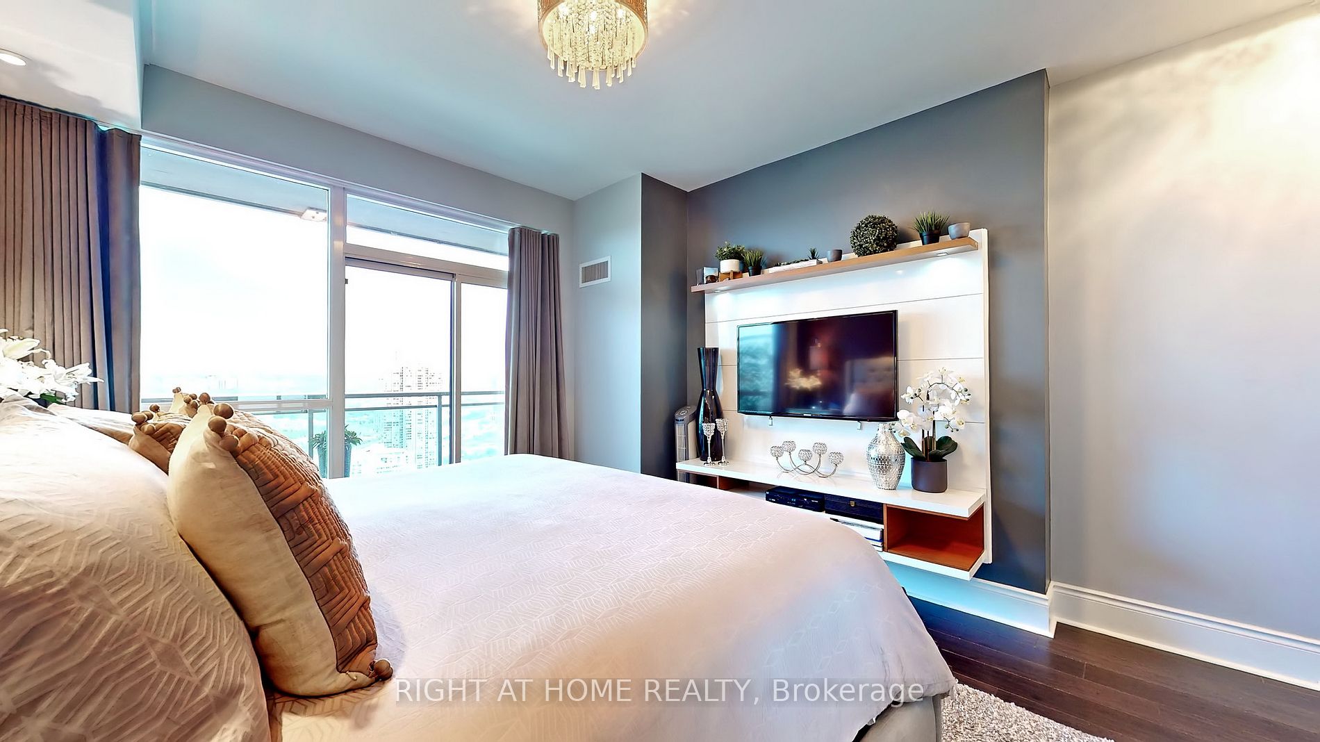 16 Brookers Lane Lph04