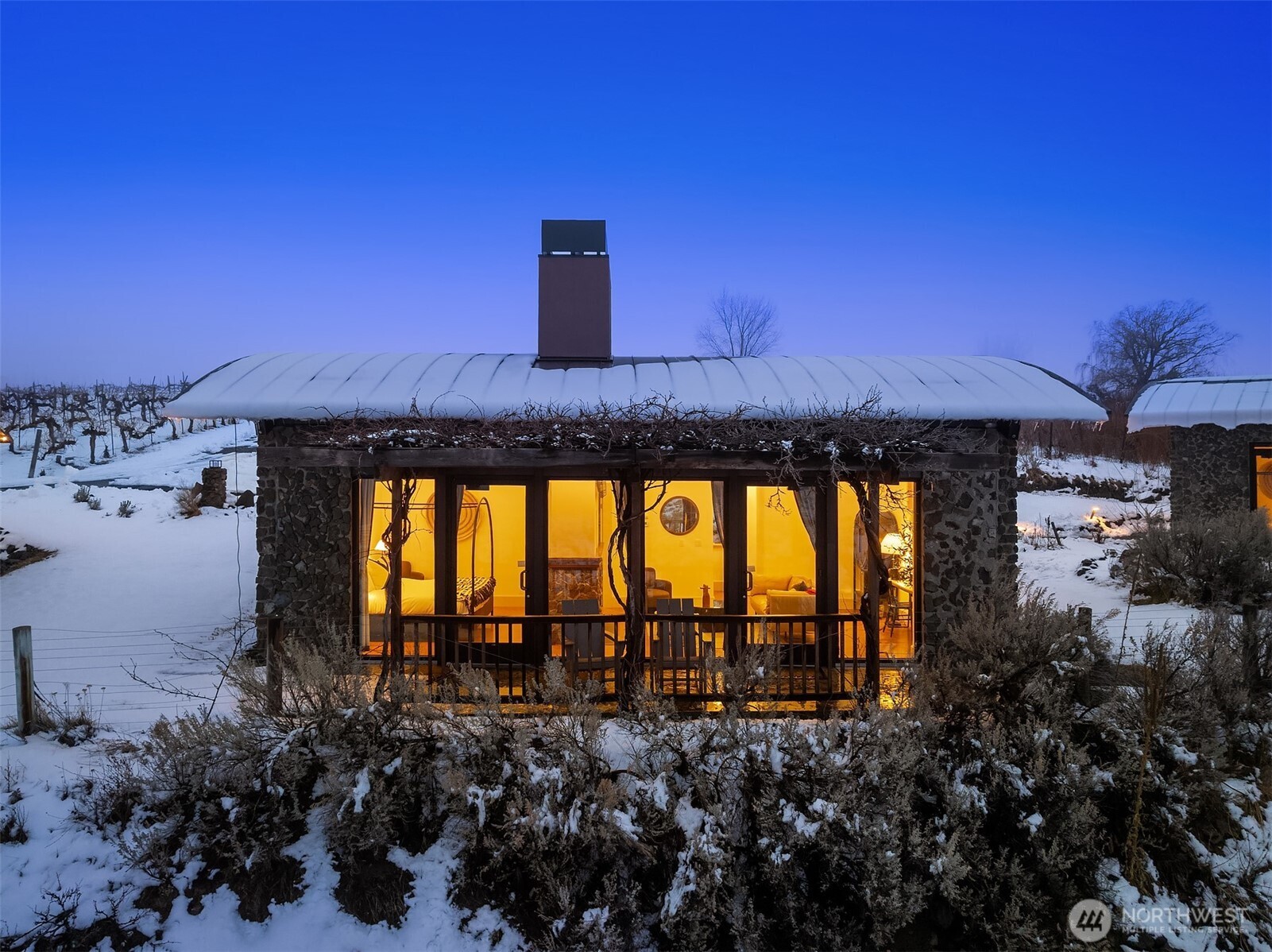 344 Silica Road NW 9