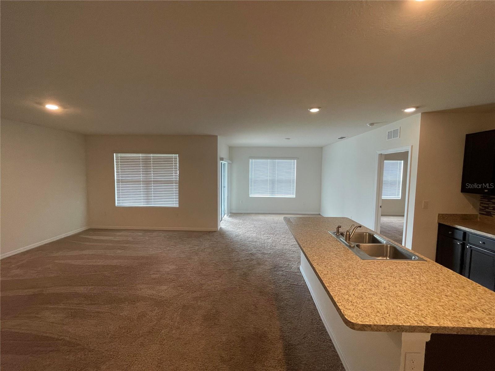 720 Kindred Lane