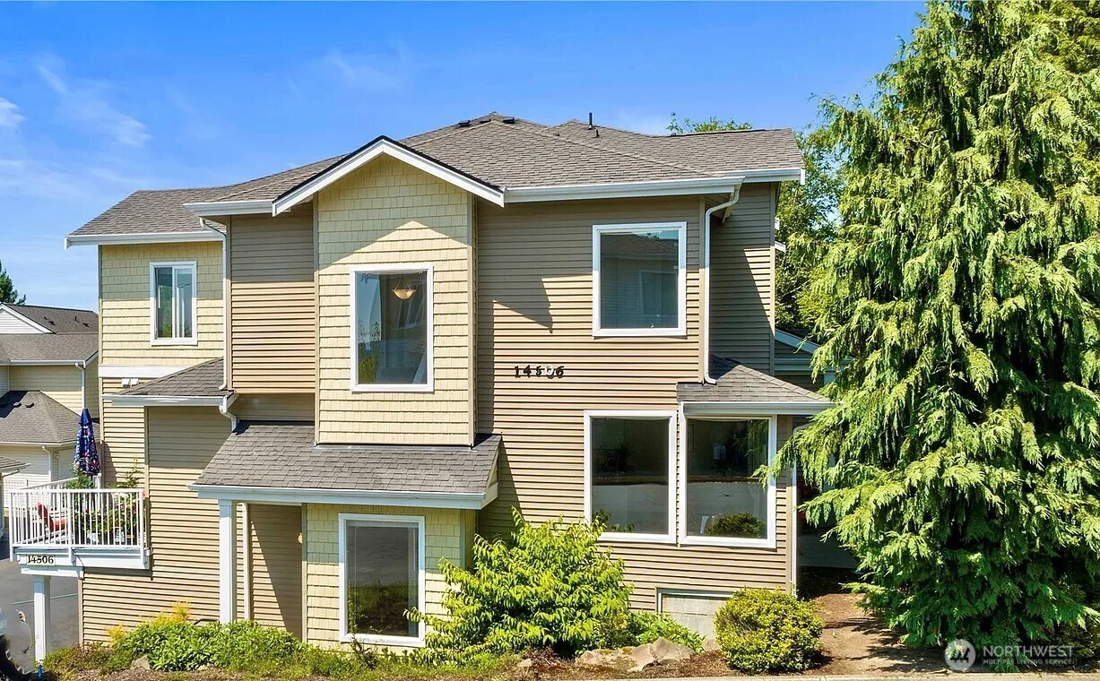 14506 1st Lane NE 101