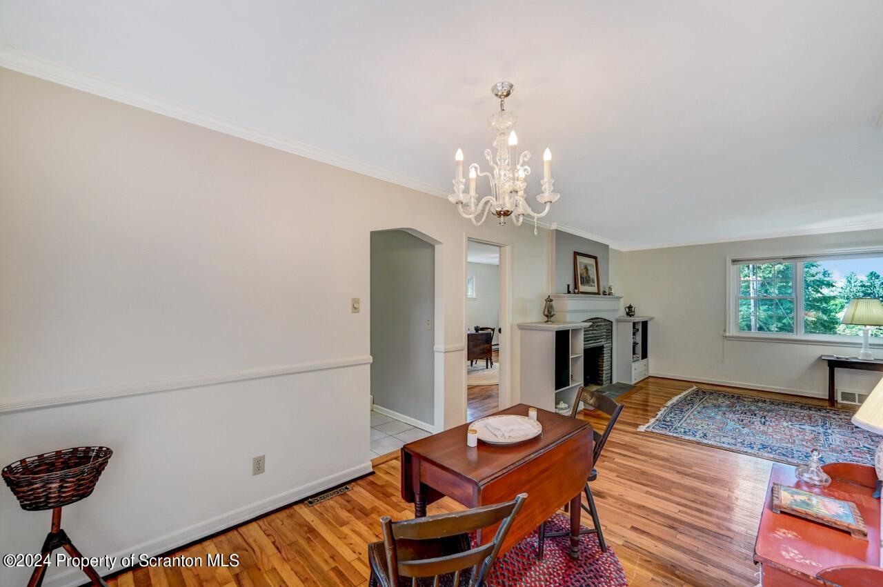 100 Buckhill