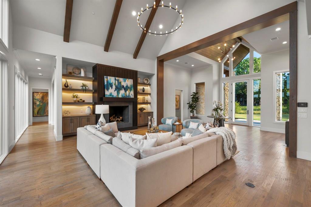 500 E Bob Jones Road