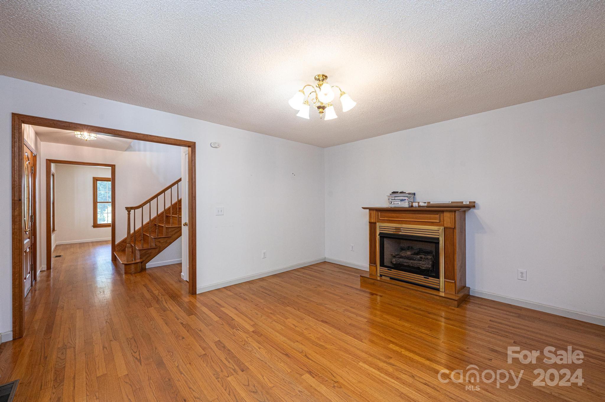 1664 Ticknock Way