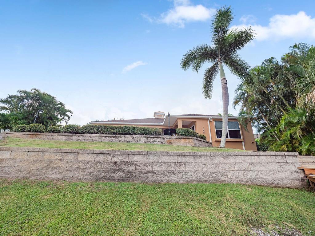 2251 Constitution Boulevard