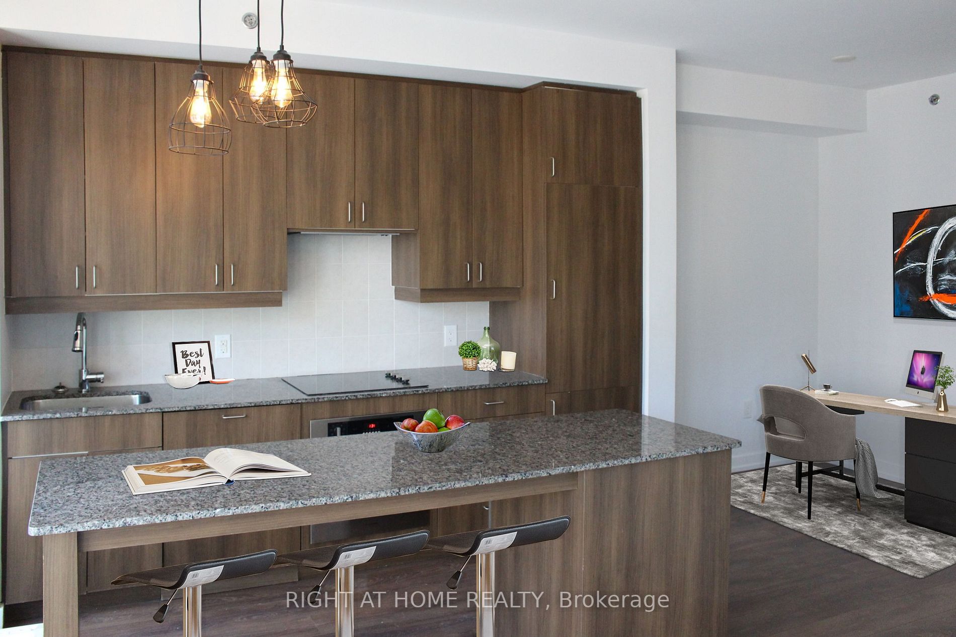 426 University Ave 1010