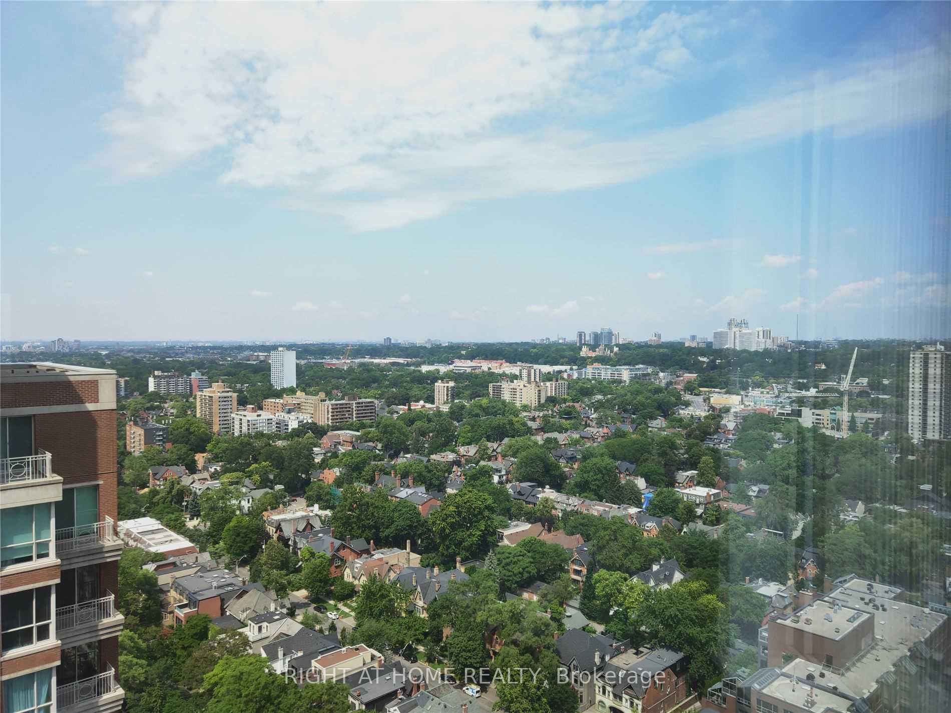 155 Yorkville Ave 2816