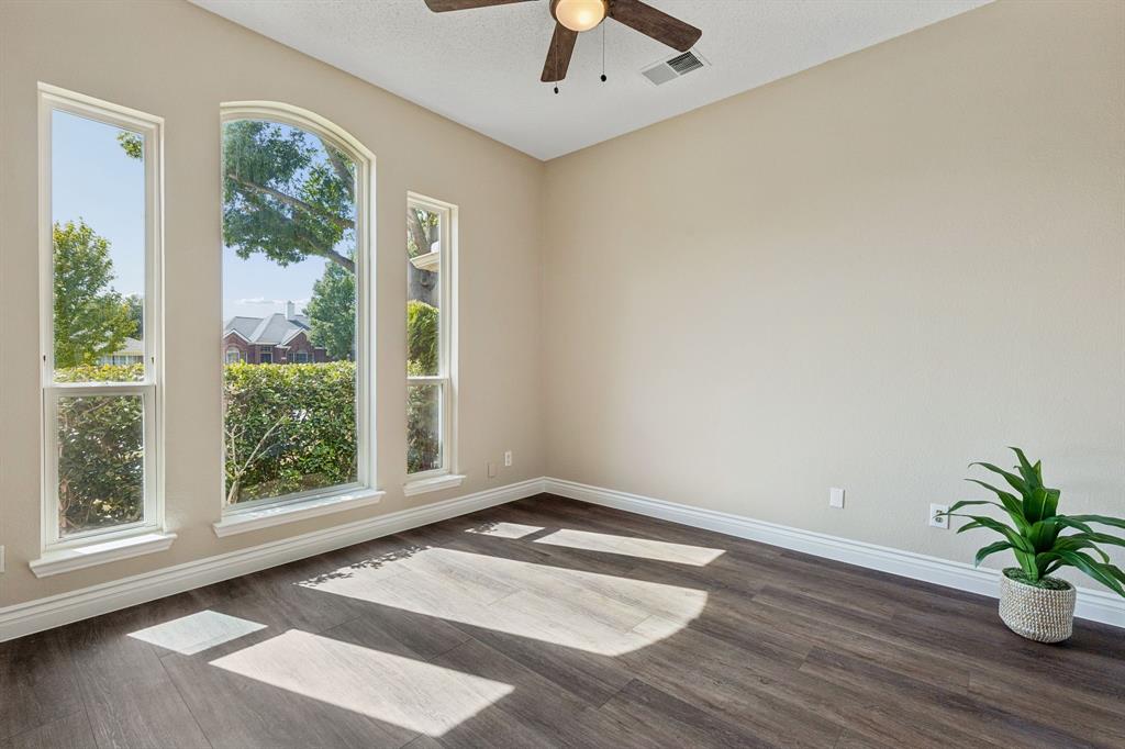 607 Grimsworth Court