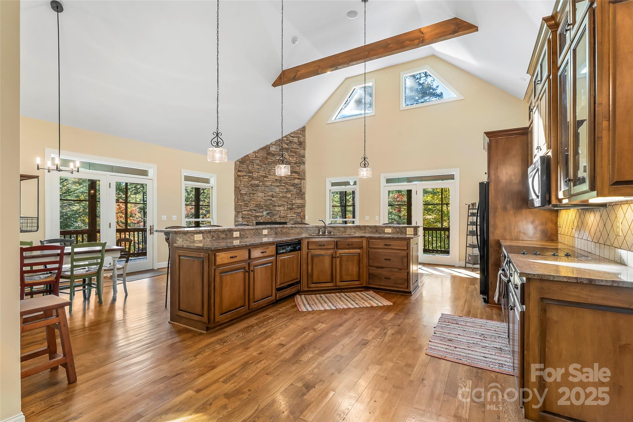 1295 Northview Drive 127