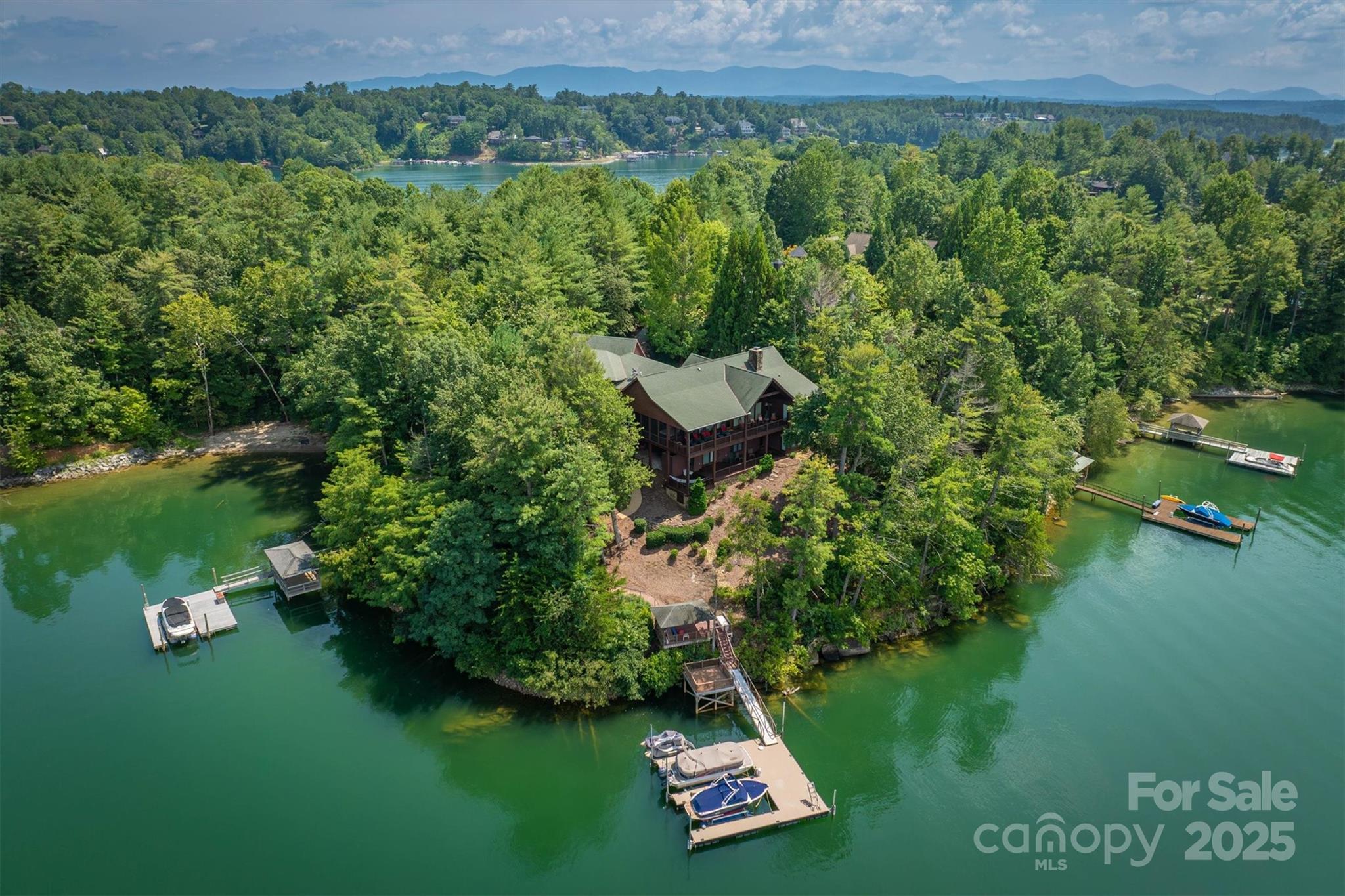 5140 Beech Bluff Drive