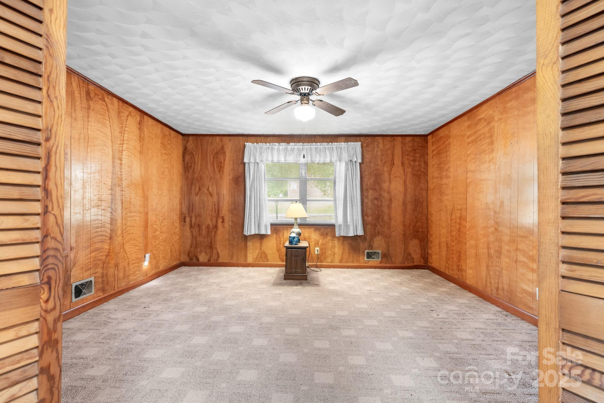 4955 Midway Sand Road