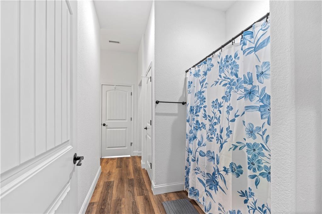 427 W Walnut Street
