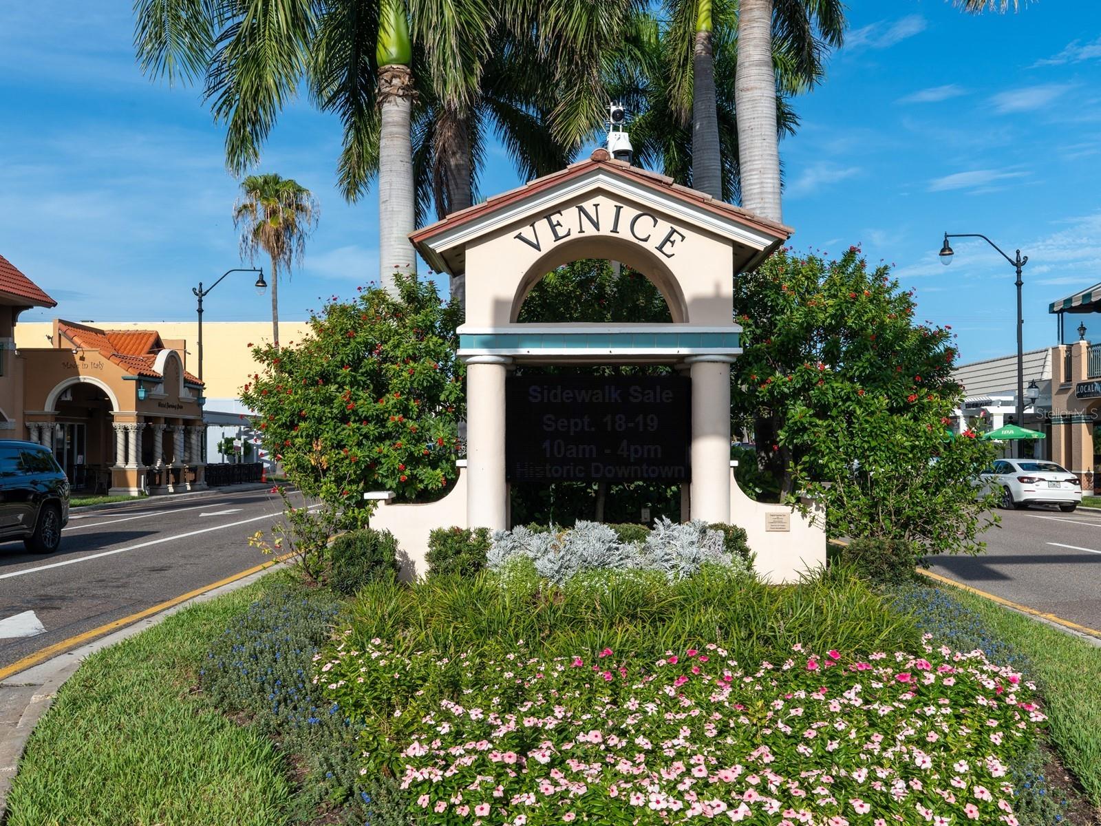 501 Tamiami Trail N 201
