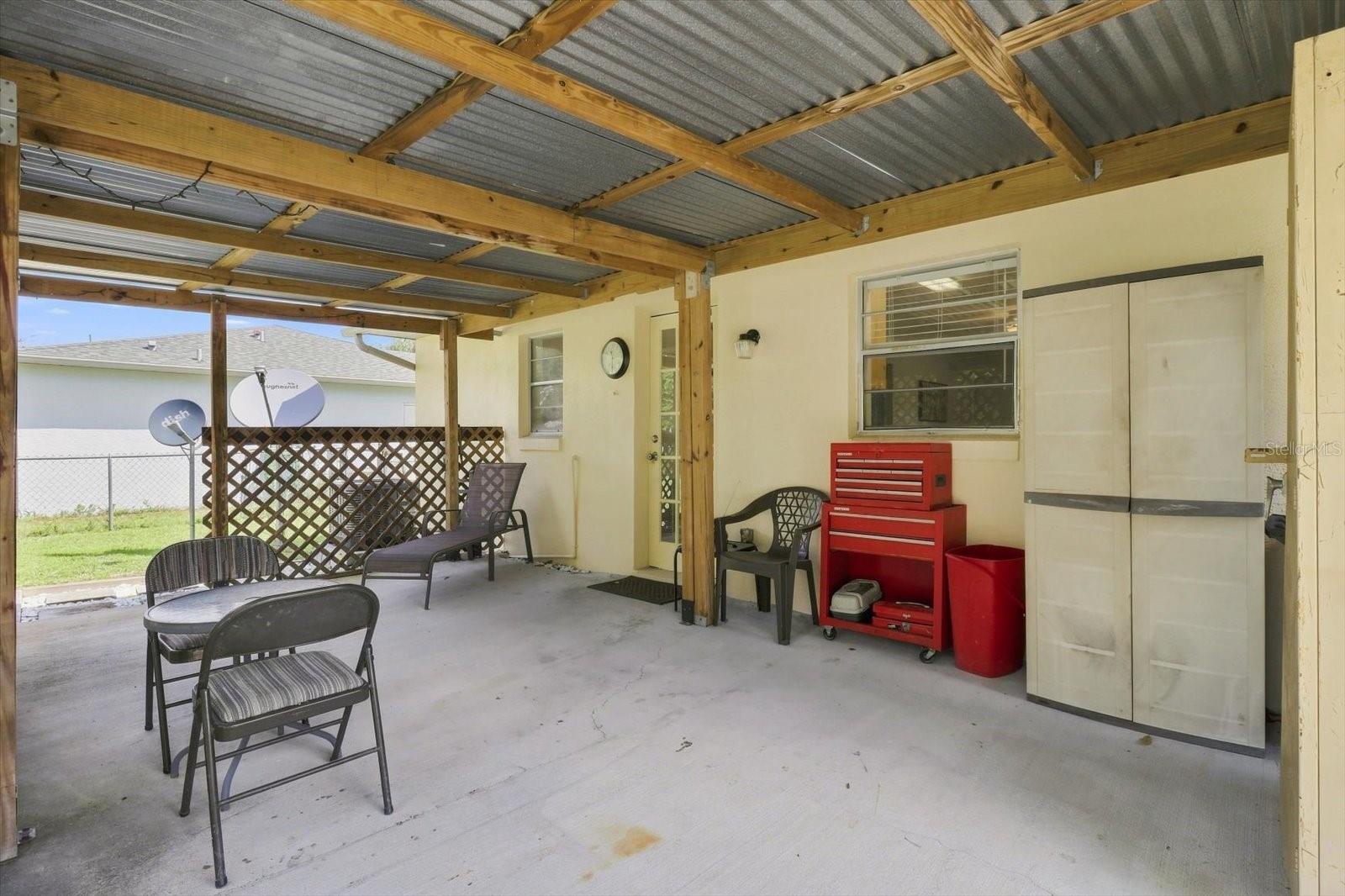 3850 S Flamingo Terrace