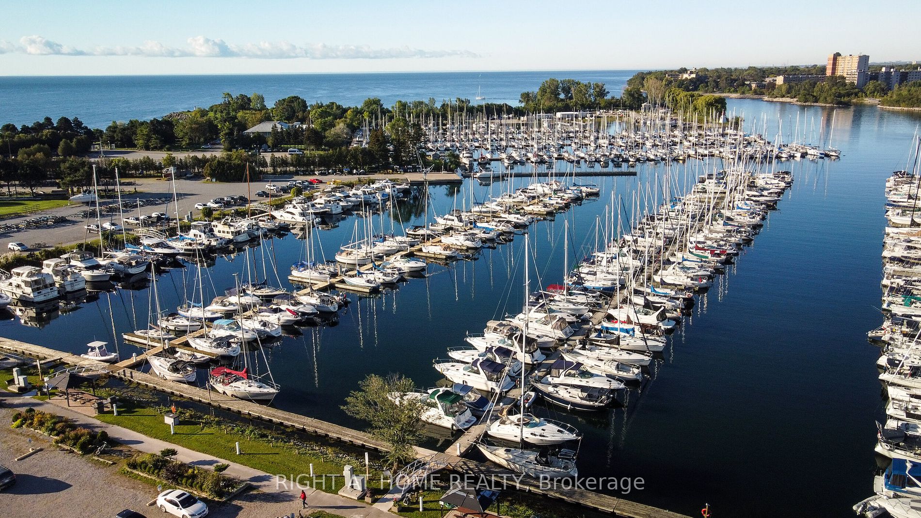 2212 W Lake Shore Blvd Ph06