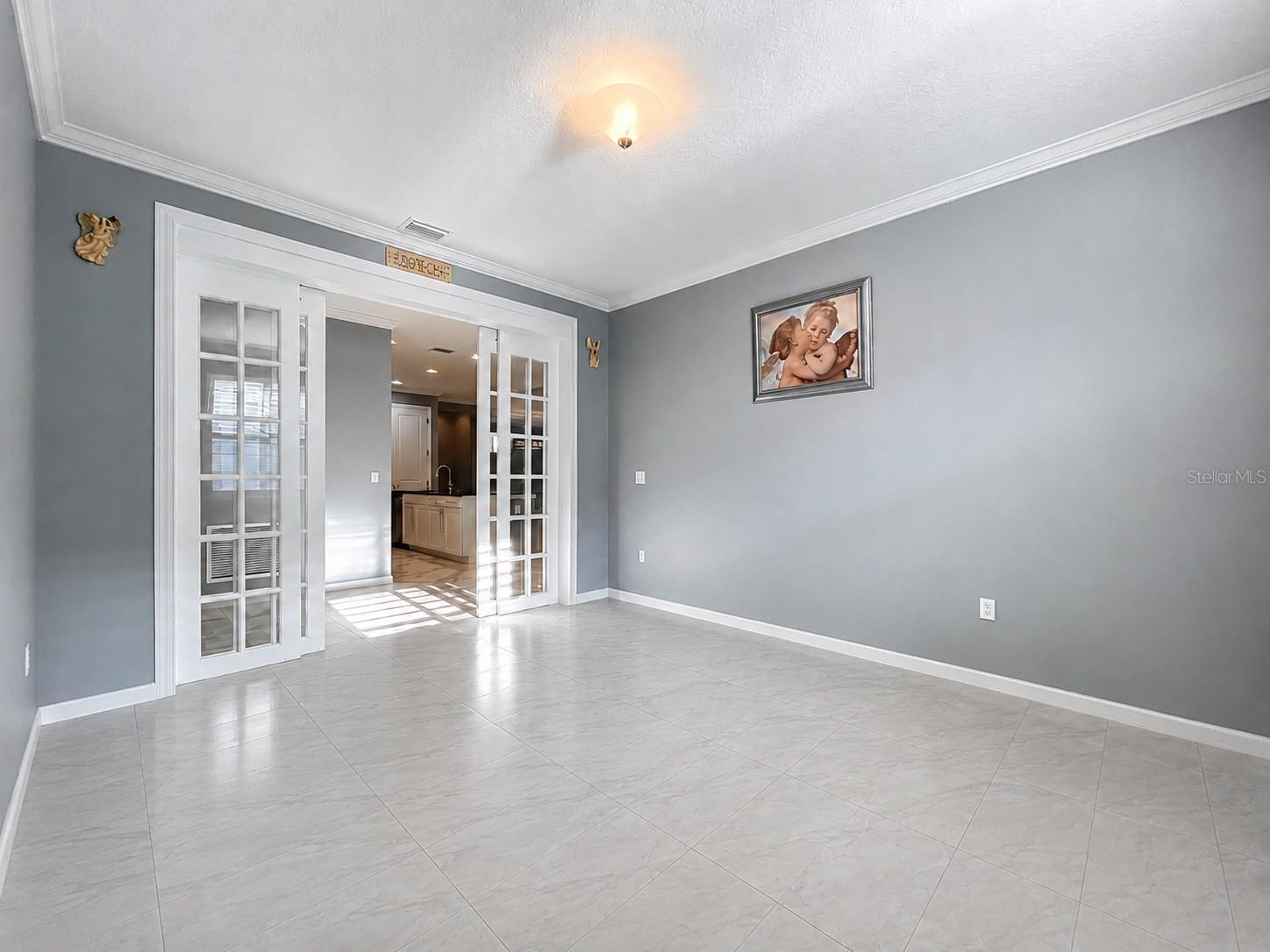 295 Northcote Court