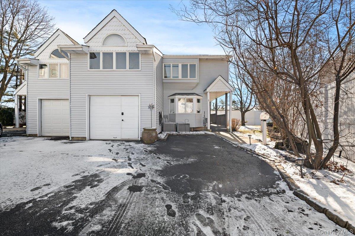 Welcome to a truly one-of-a-kind townhouse in the Windsor Court community! One of the only units that has been fully gutted and renovated since being built. Offering 3 bedrooms and 3.5 bathrooms, this home features a spacious primary suite, an open-concept layout ideal for entertaining, and updated hardwood floors throughout. The large eat-in kitchen boasts granite countertops and high-end finishes, flowing seamlessly into the main living area. Large family room with cathedral ceilings with fire place. Additional highlights include a full finished basement with a full bathroom, newly installed gas boiler and on-demand hot water system, and freshly painted interiors throughout. Enjoy outdoor living with a new paver patio, private back and side yard, and an 8-foot vinyl fence providing maximum privacy. Newly leased solar panels add energy efficiency. This home stands apart with its extensive renovations, premium upgrades, and unmatched level of finish. Truly a turnkey opportunity.