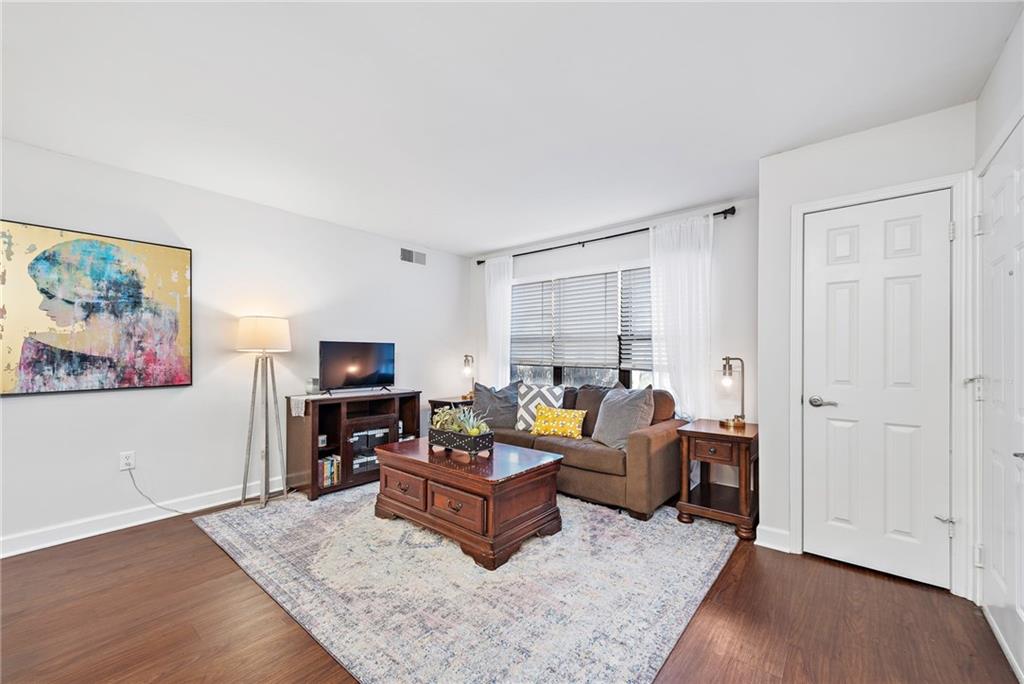 905 Washington Street 103