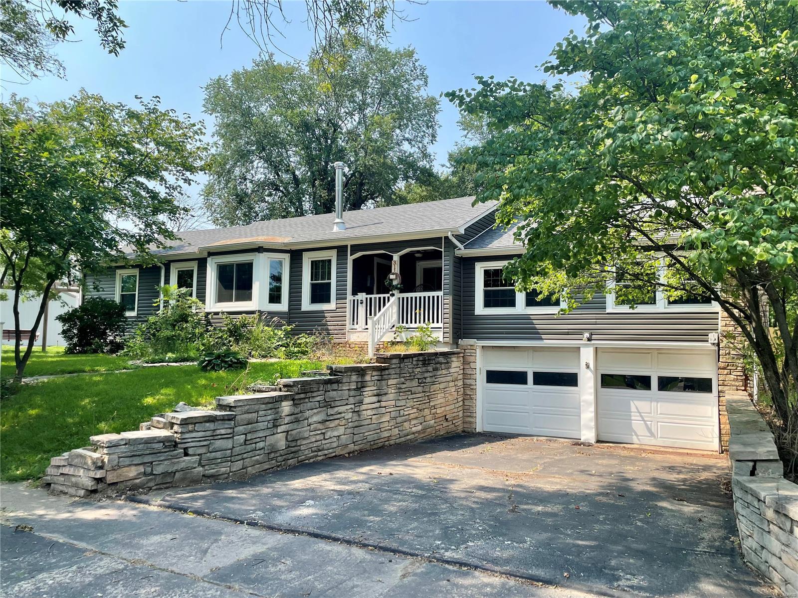 311 Pleasant Street