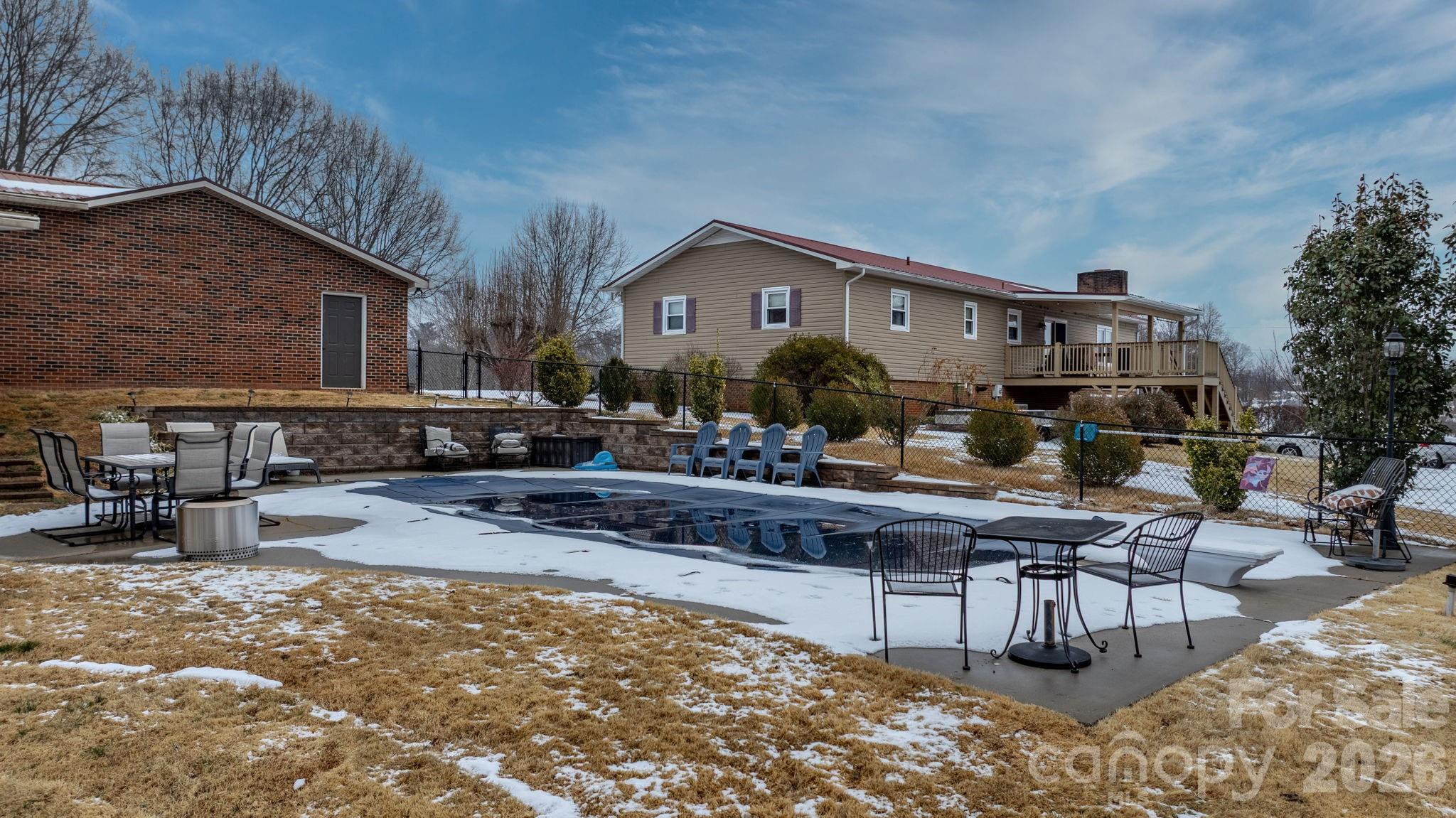 1621 Dakota Drive