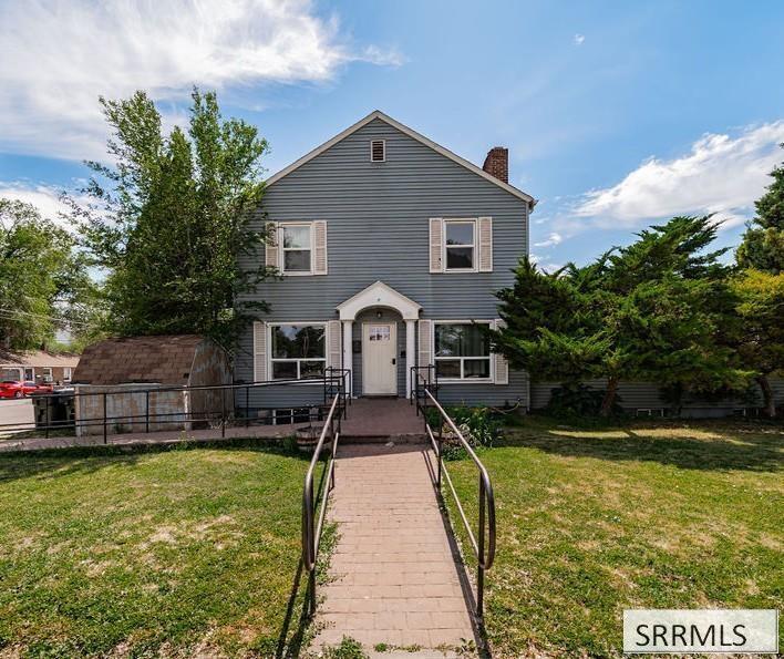 653 S 4th Avenue