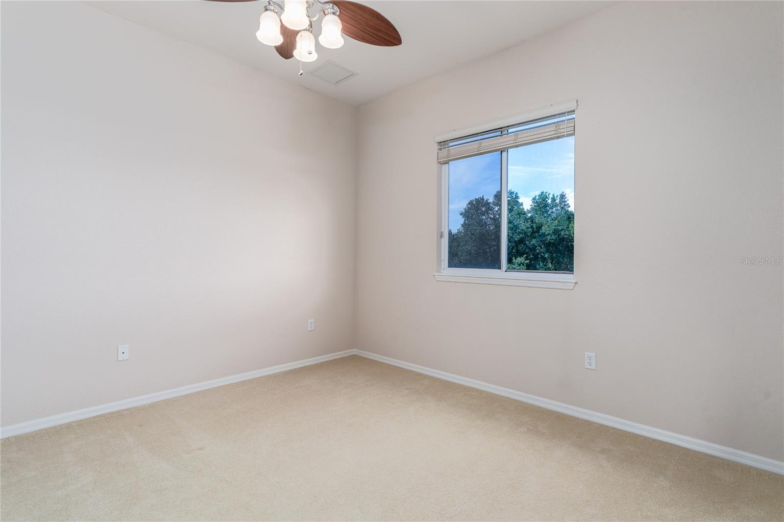 17809 Howling Wolf Run