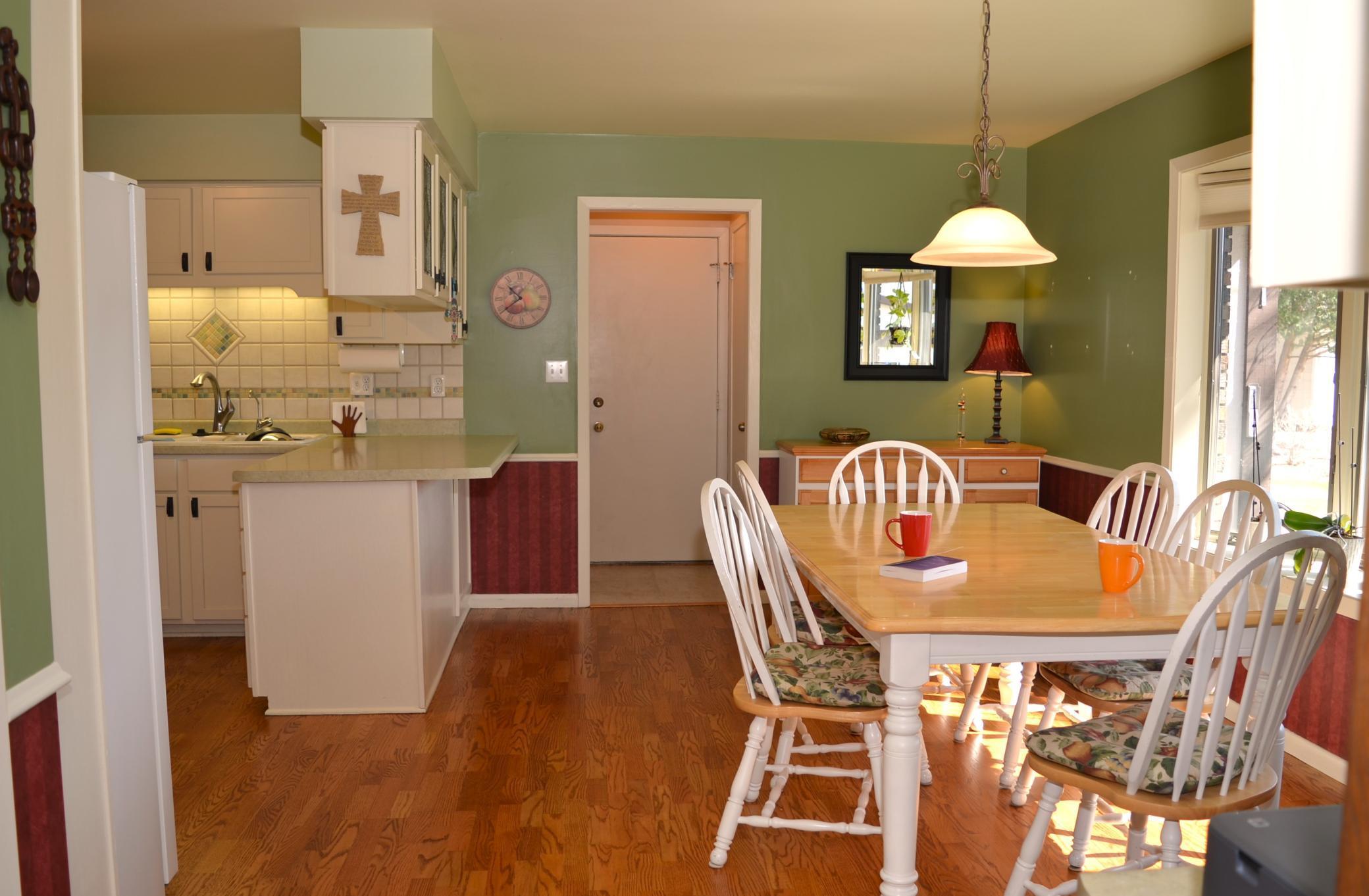 4336 Lookout Lane
