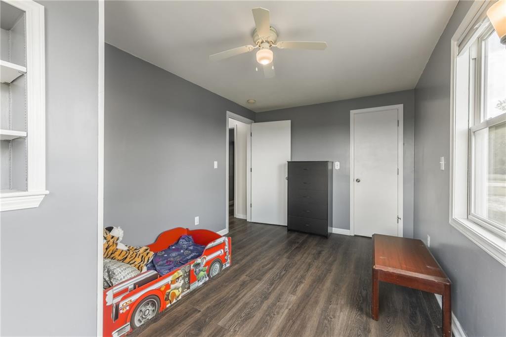 7226 E State Route F Highway