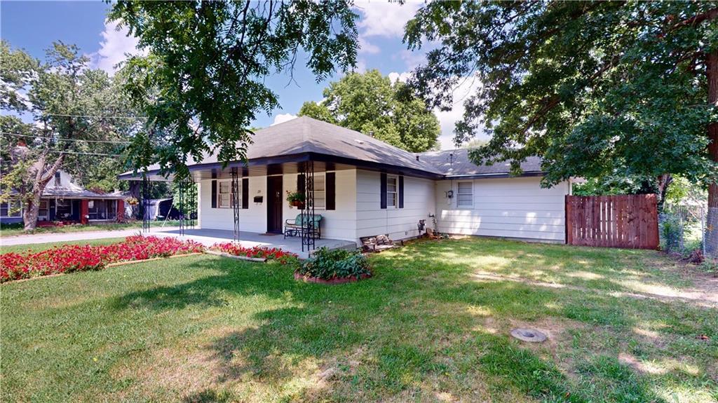 229 N Clay Street