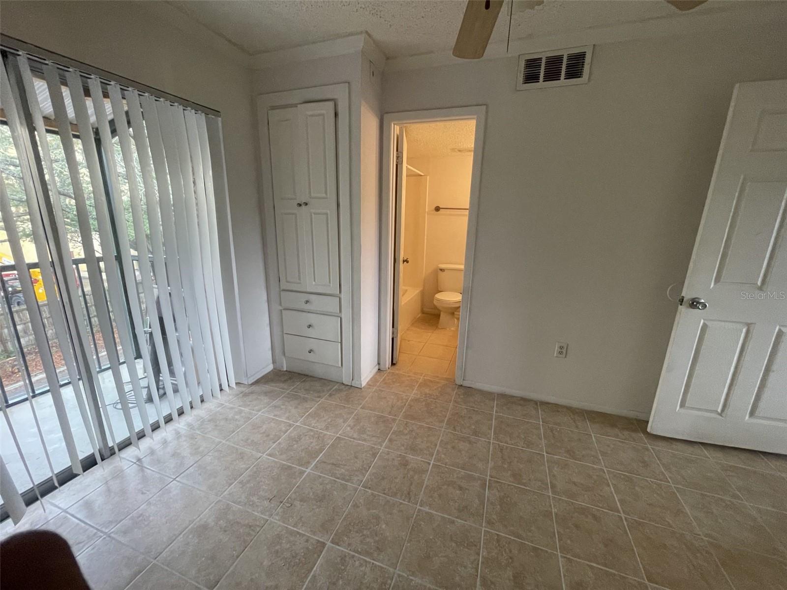 139 Oyster Bay Circle 340
