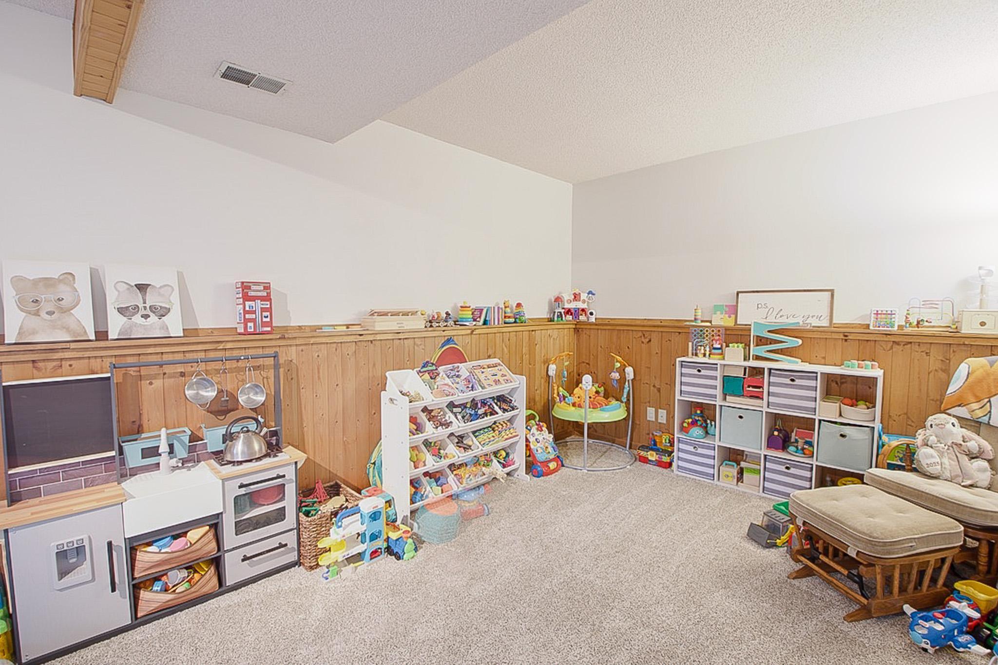 2044 Highview Drive