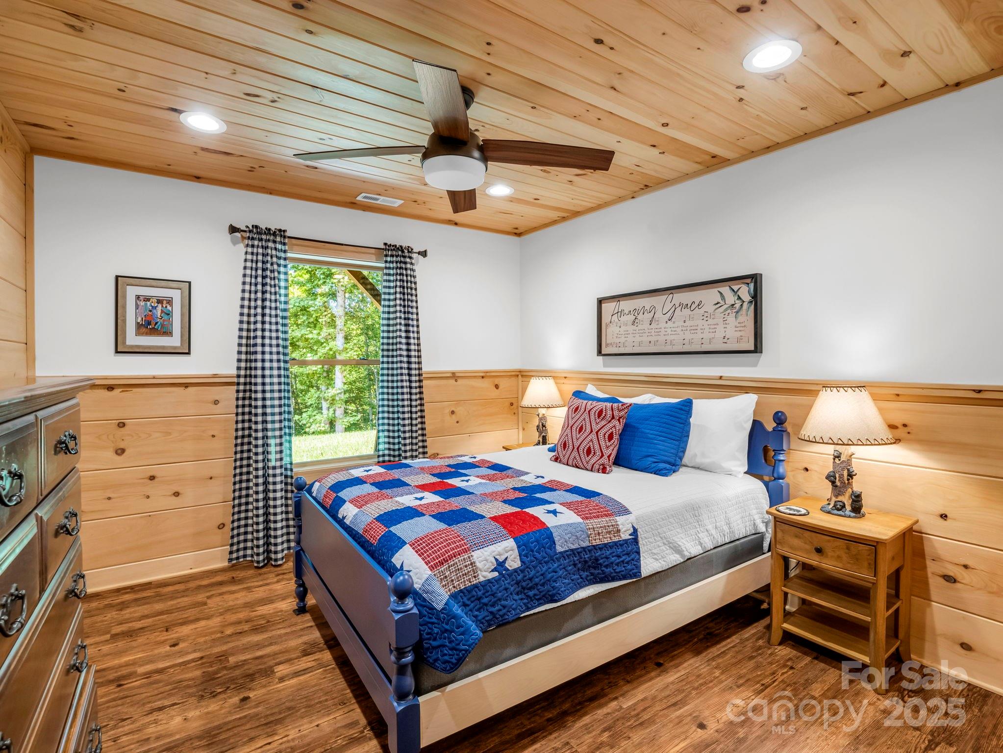 6022 Low Country Road