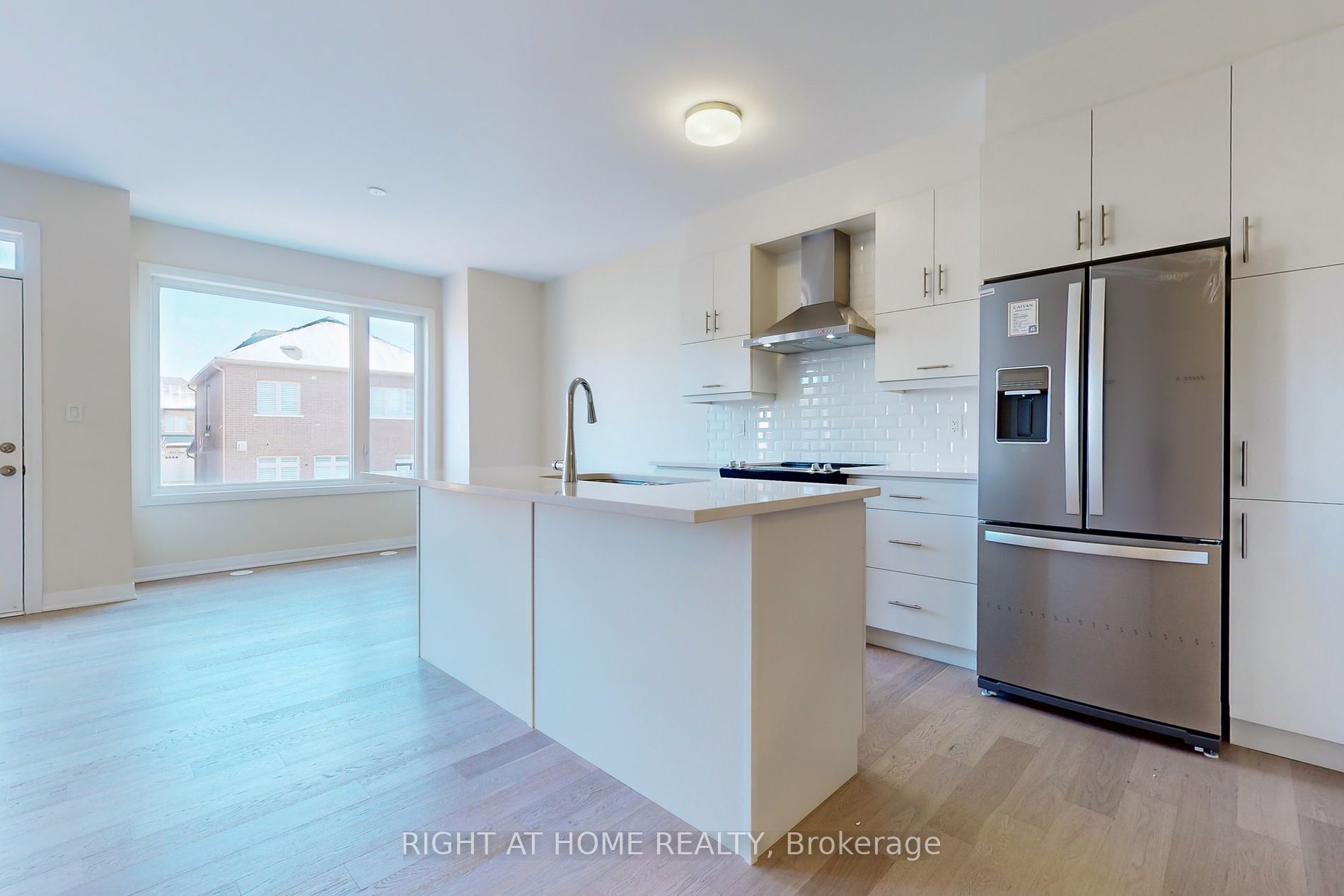 106 E Settlers Road Rd